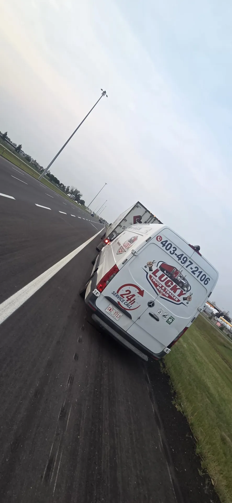 Emergency roadside semi truck service in Calgary, Alberta